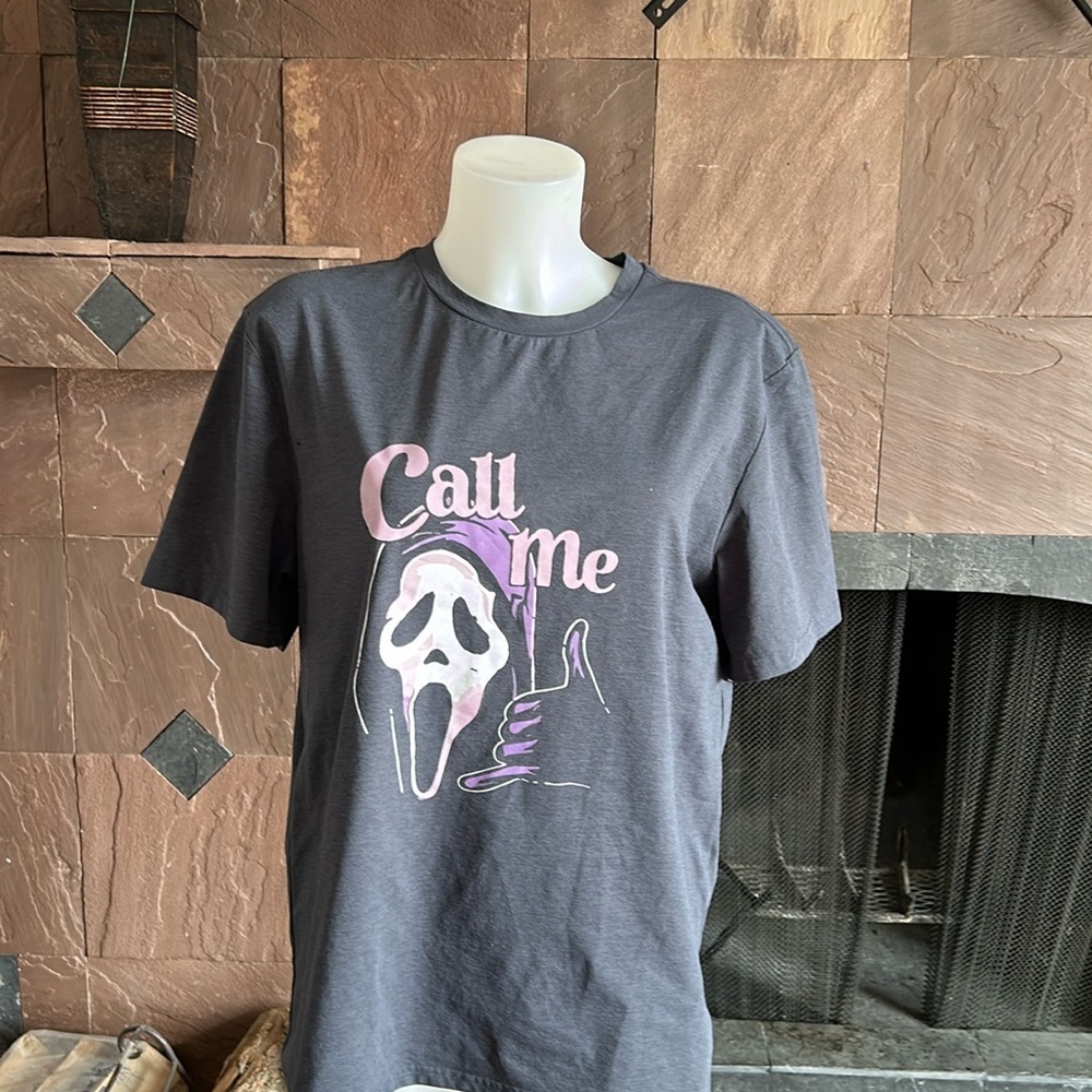 Scream T-shirt women’s size large